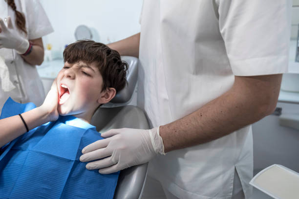 Best Dentist Open Late Near Me  in Kings Park West, VA